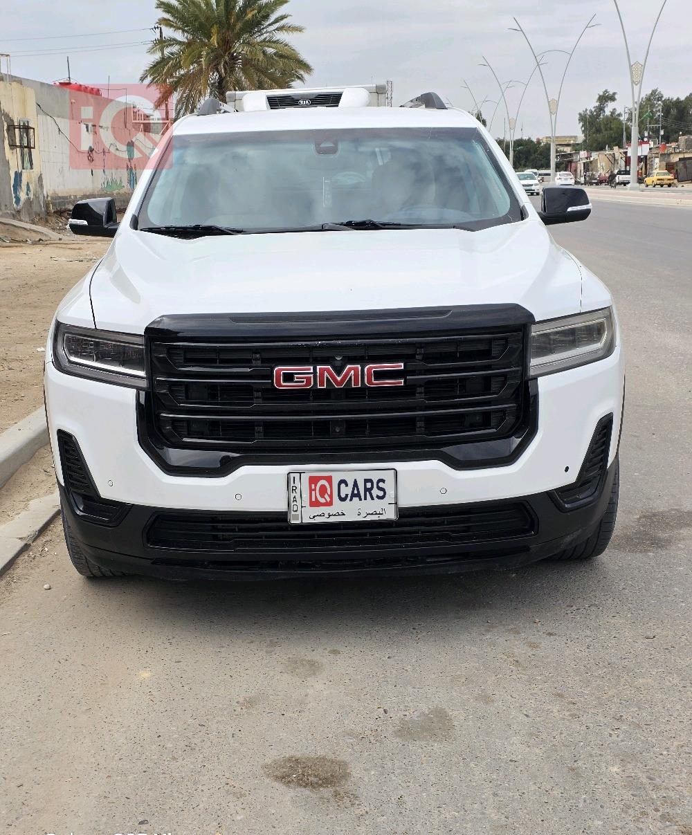 جي ام سي اكاديا